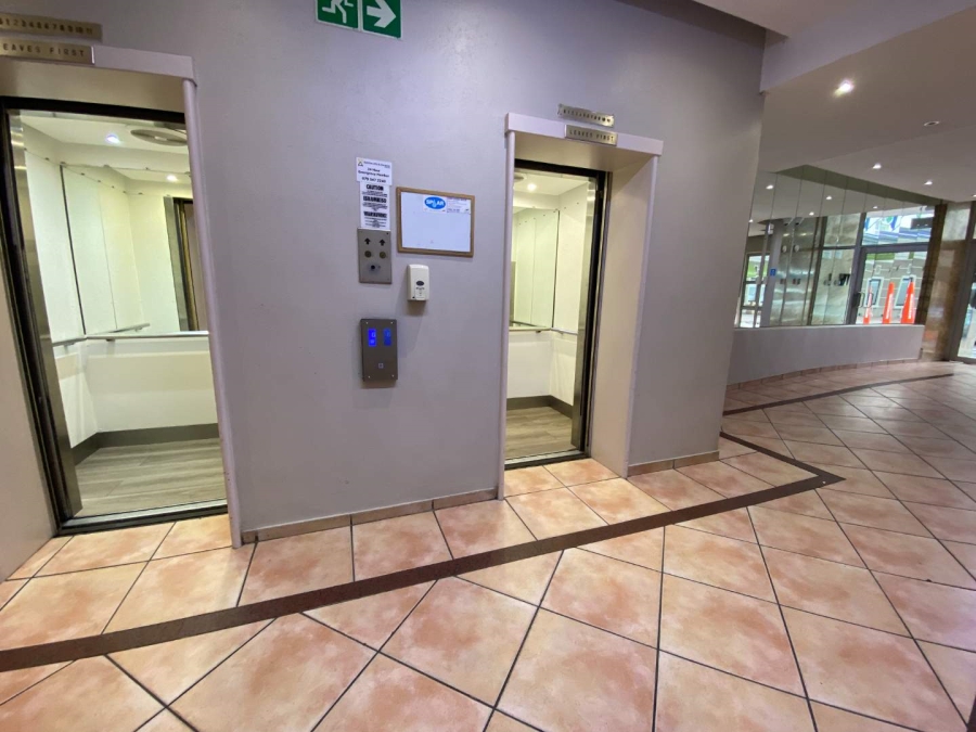 To Let 2 Bedroom Property for Rent in Cape Town City Centre Western Cape